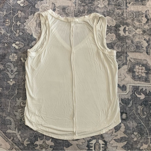 We the Free Moon Dance White V-Neck Tank Size XS - Picture 4 of 7